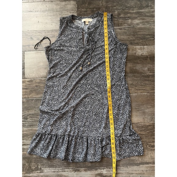 MICHAEL KORS BLACK WHITE FLORAL‎ TIE FRONT RUFFLED HEM DRESS Size Small Travel - Picture 6 of 8